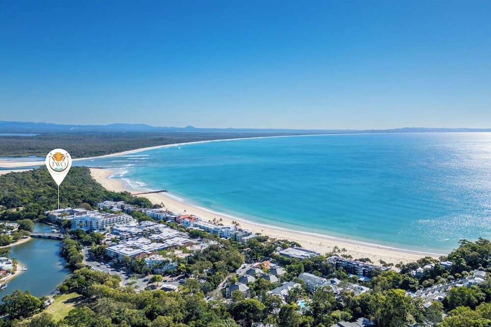 #2 Hastings Street — 4-Star Luxury Hotel in Noosa Heads, Australia