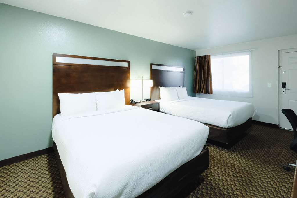 Quality Inn Holbrook near Petrified Forest - photo 17
