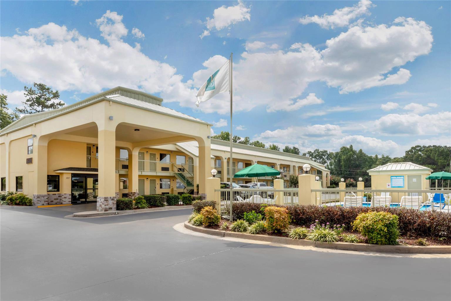 Quality Inn McComb — hotel in Mccomb