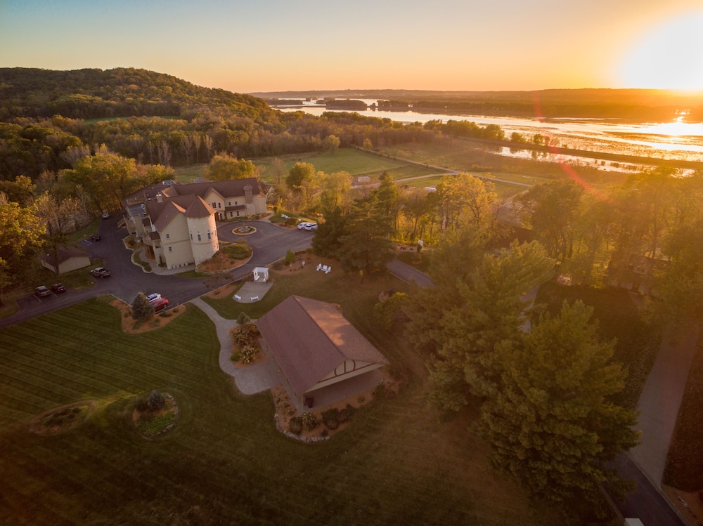 Goldmoor Inn — hotel in Galena