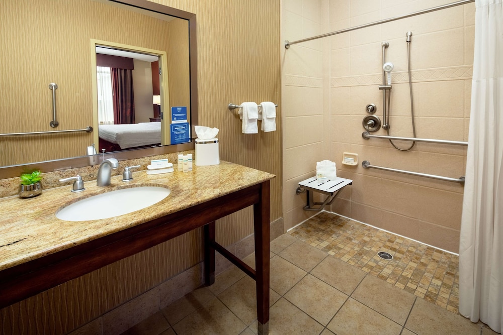 Hampton Inn & Suites Scottsdale at Talking Stick - photo 20