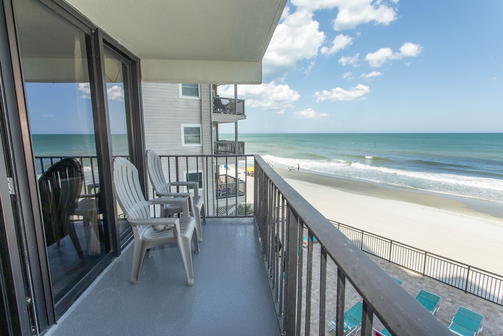 Royal Garden Resort 201 3 Bedroom Condo by RedAwning - photo 33