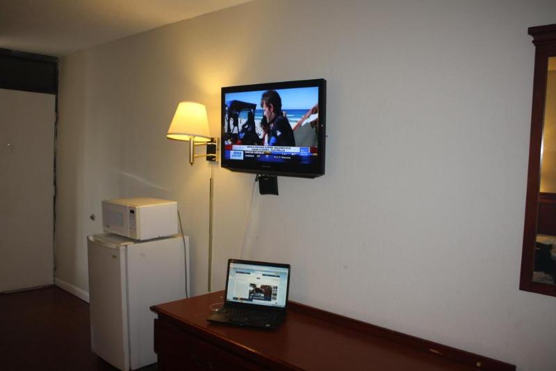 Gateway Inn Savannah - photo 3