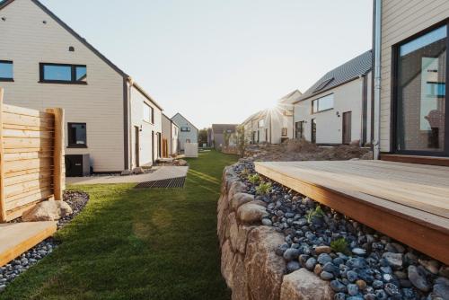 Neu Rugen Resrt Sagard Grozugige Gemutliche Doppelhaushalfte Juna Mit Terrasse — Sagard