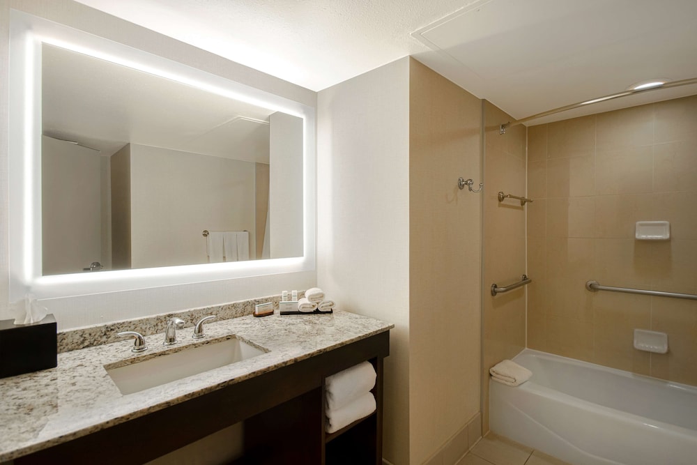 Embassy Suites by Hilton Jacksonville Baymeadows - photo 48