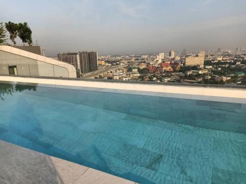 IDEO Wat Thaphra Bangkok Yai