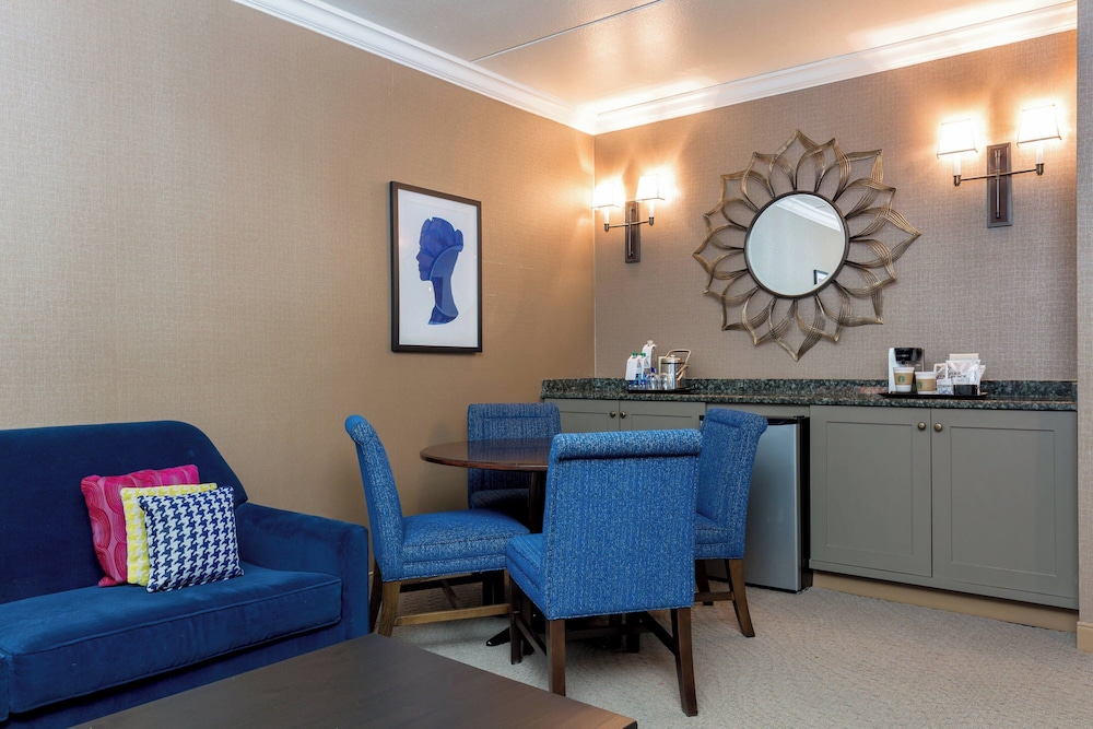 Sheraton Tarrytown Hotel - photo 17