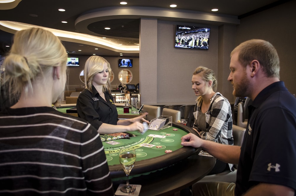 Holiday Inn Fargo by IHG - photo 55