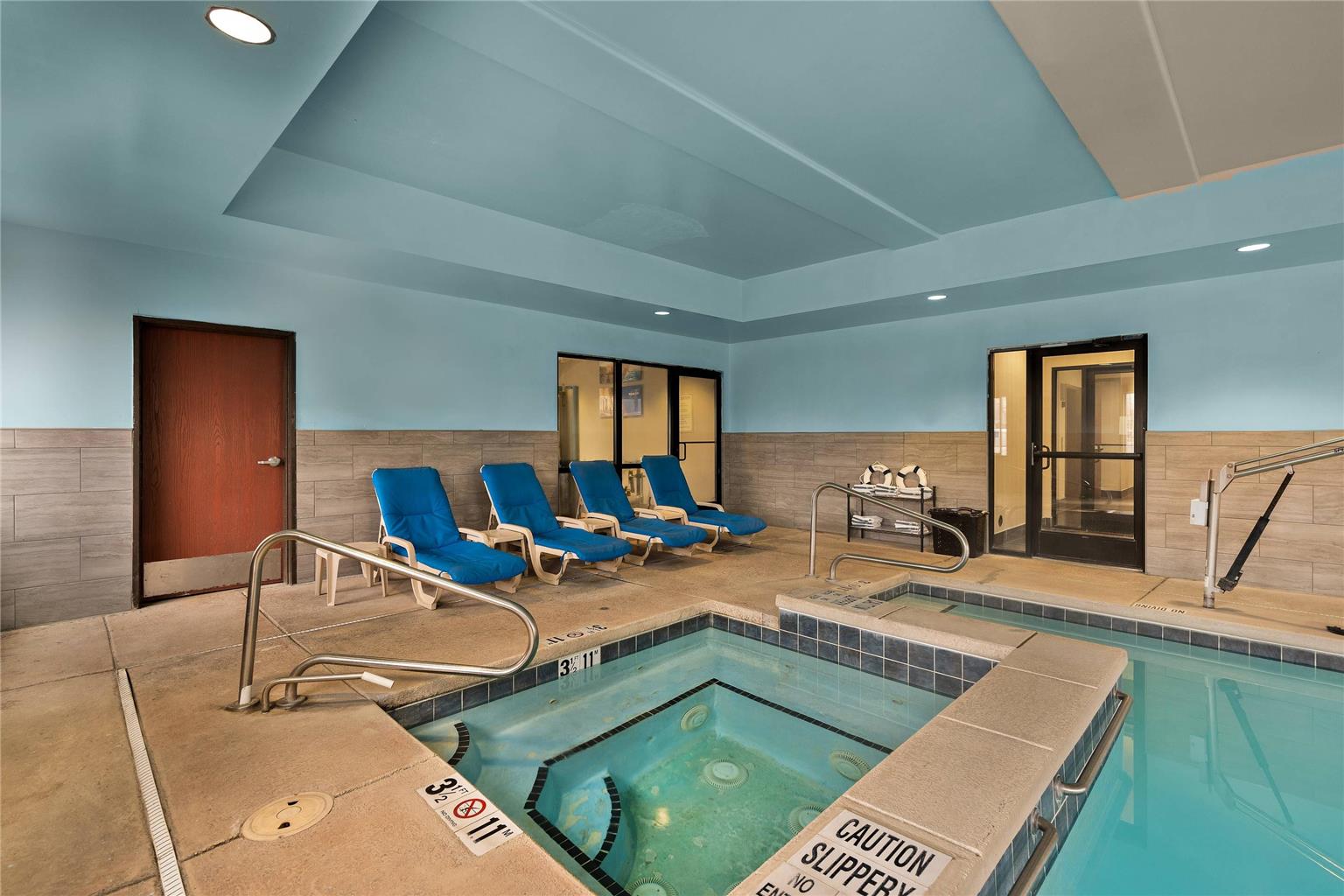 Comfort Inn Ogden near Event Center - photo 35