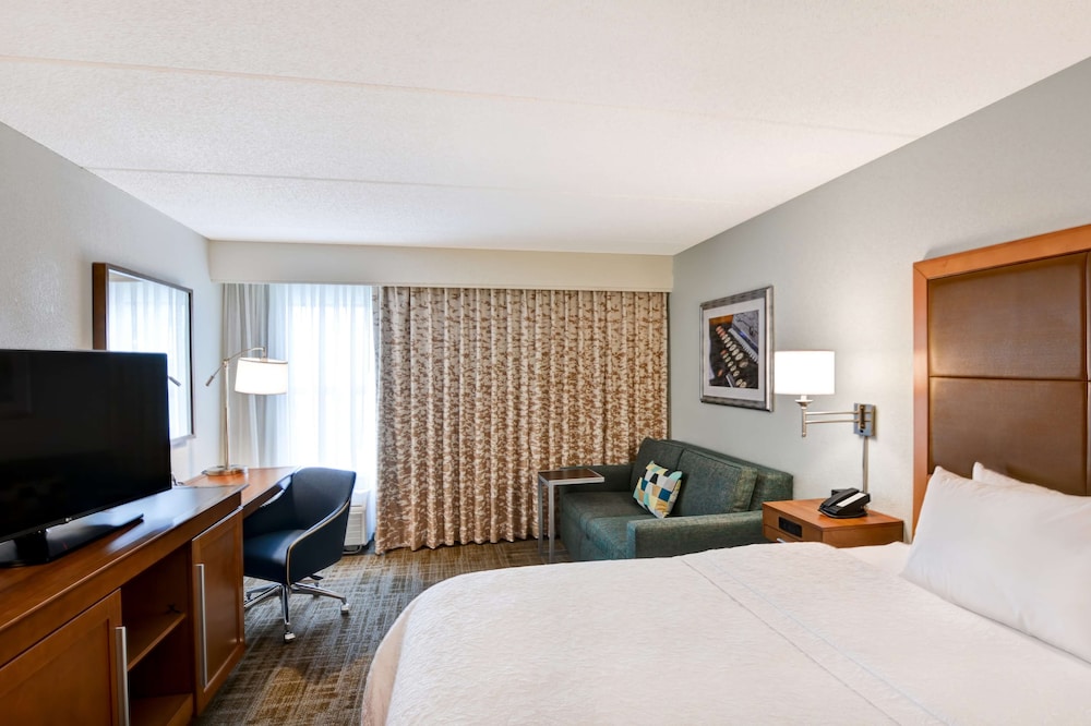 Hampton Inn Albany Wolf Road - photo 14