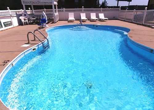 Econo Lodge Interstate 35 Exit 183 - photo 2