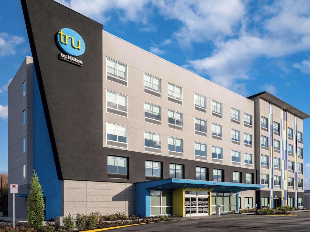 Tru by Hilton Chesapeake Greenbrier — hotel in Chesapeake