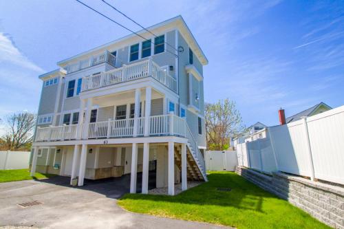 At Ease On Long Sands — 4-Star Luxury Hotel in York Beach, United States
