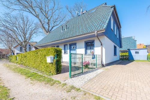 Haus Bullerbü — 4-Star Luxury Hotel in Zingst, Germany