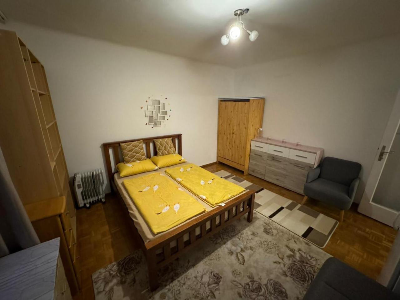 Schone Angenehme Wohnung - last minute hotel in Vienna