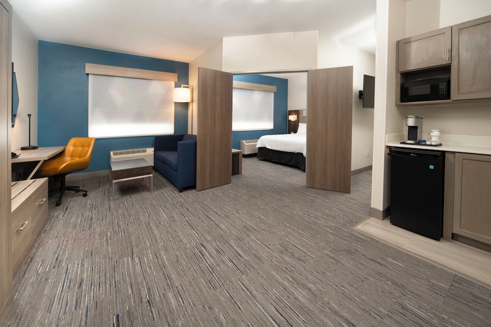 Holiday Inn Express Hotel & Suites Canyon by IHG - photo 26