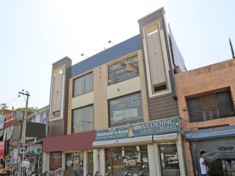Primary image