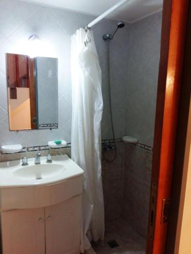 Triplex cerca del mar in San Bernardo, Argentina