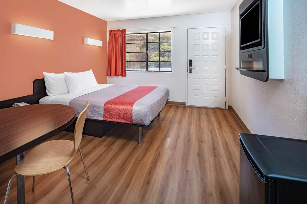 Motel 6 Thousand Oaks CA - photo 9