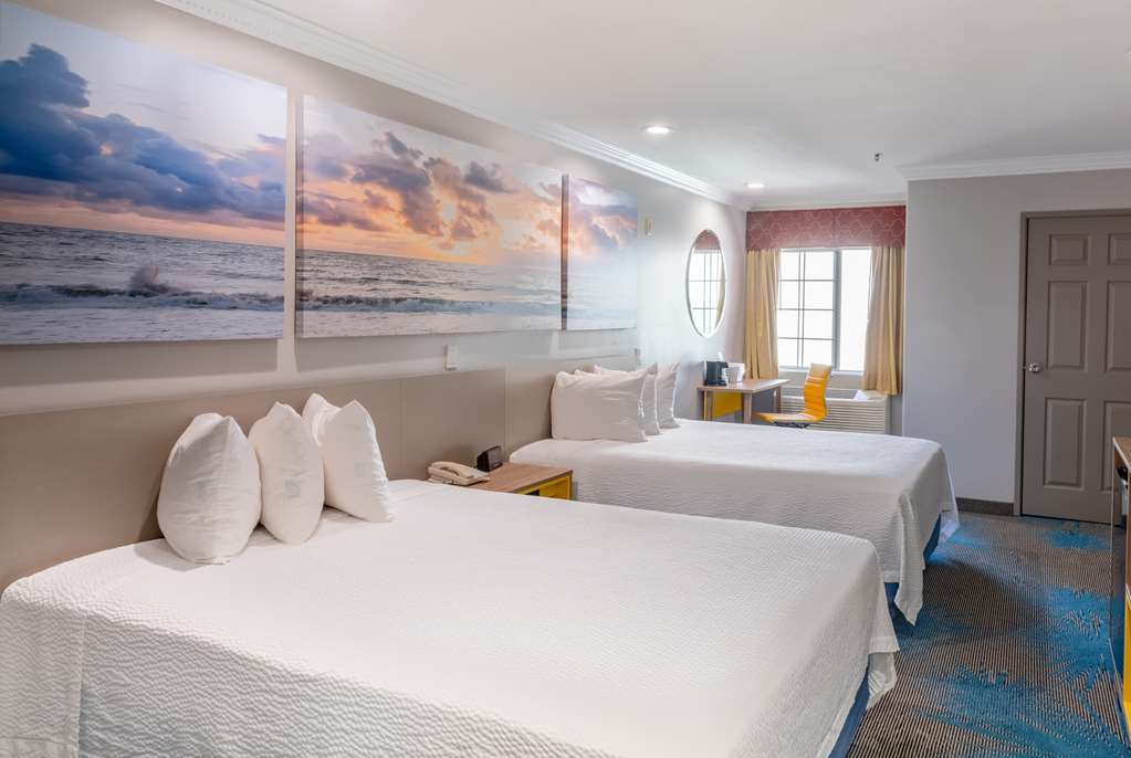 Days Inn by Wyndham Santa Monica - photo 19