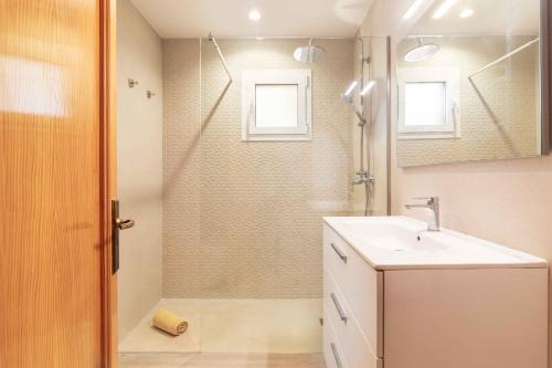 Canta in Muro, Spain