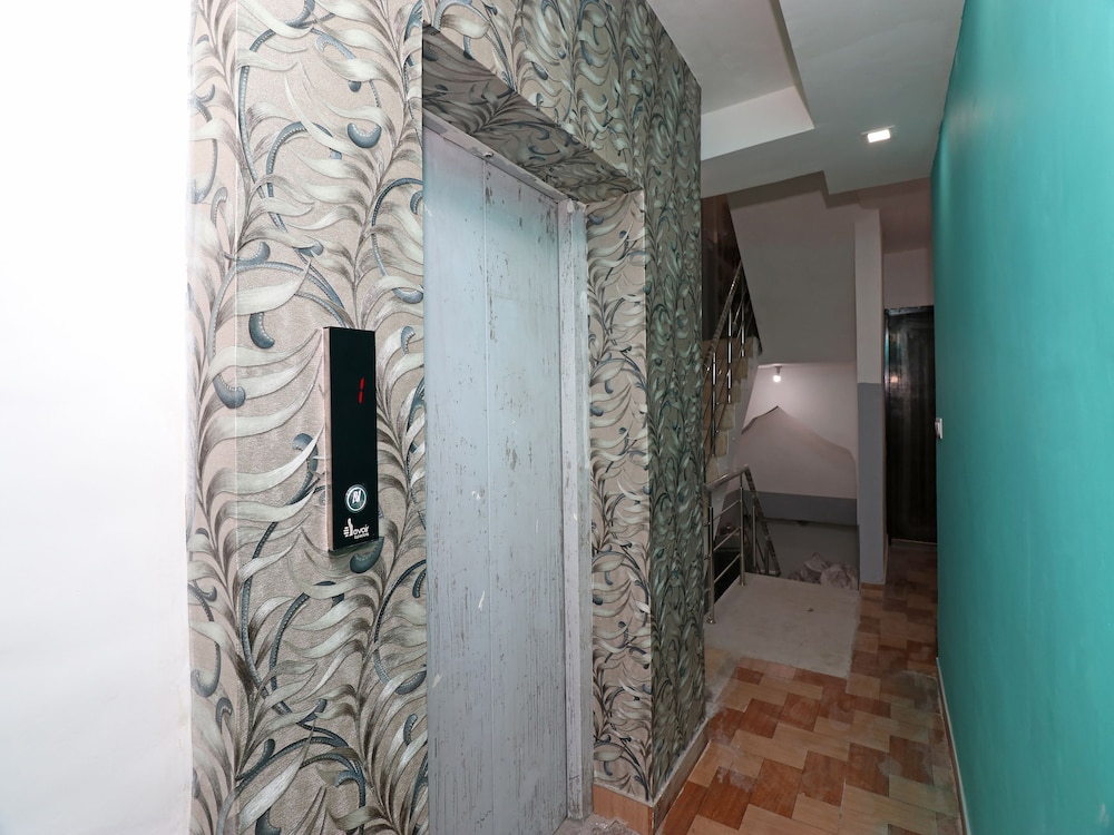 OYO 26119 Krishna Guest House