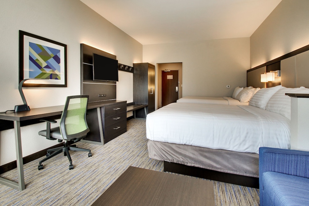 Holiday Inn Express & Suites Summerville by IHG - photo 7