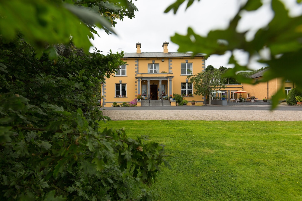 The Mustard Seed at Echo Lodge — 4-Star Luxury Hotel in Luimneach, Republic of Ireland