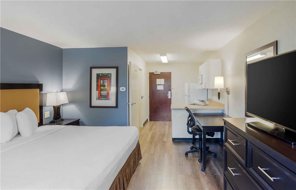 Extended Stay America Suites New York City LaGuardia Airport - photo 21