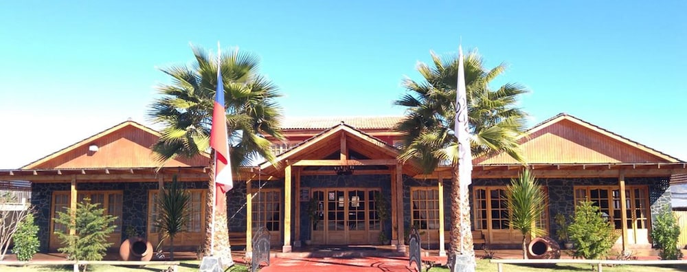 Hotel Punakora Aconcagua — hotel in San Felipe