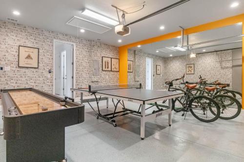 Experience Luxury Villa Game Room Pool — 4-Star Luxury Hotel in Davenport, United States