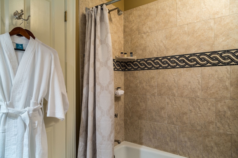 The Inn on West Liberty - photo 33