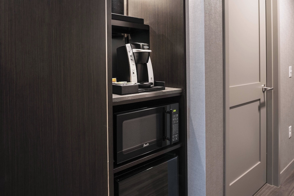 Fairfield Inn & Suites by Marriott Boston Logan Airport Chelsea - photo 9