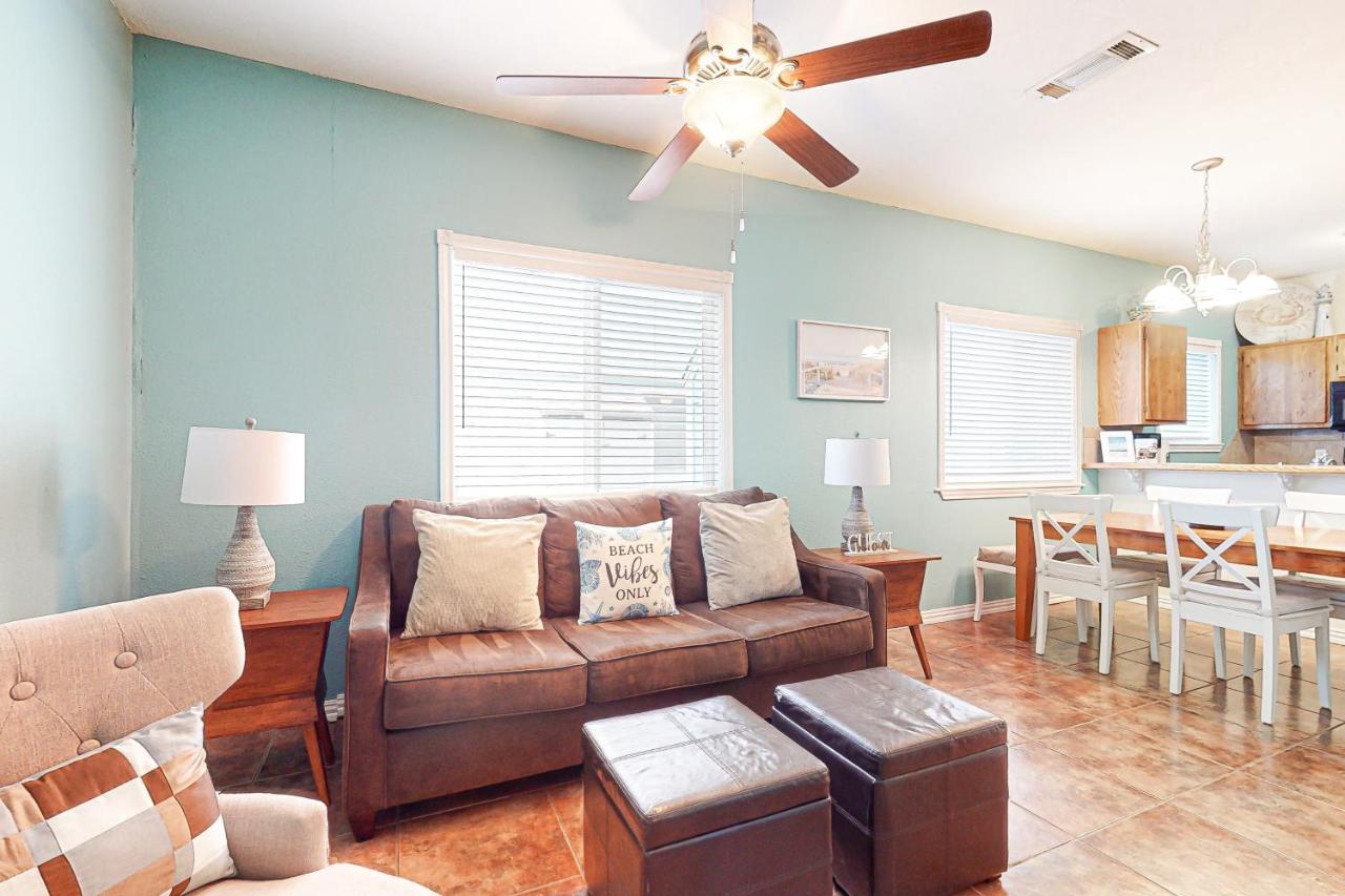 Lyla's Beach Getaway — 4-Star Luxury Hotel in Corpus Christi, United States