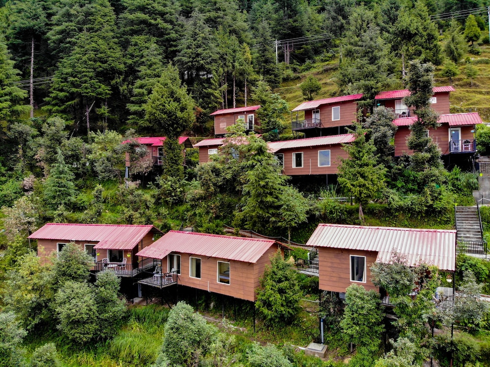 Aaroham By Aamod in Dalhousie, India