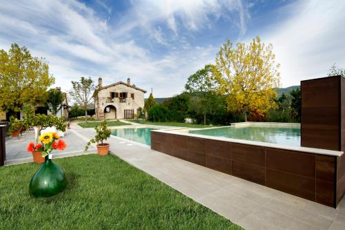 Casale Santomanno by VacaVilla in Acquasparta, Italy