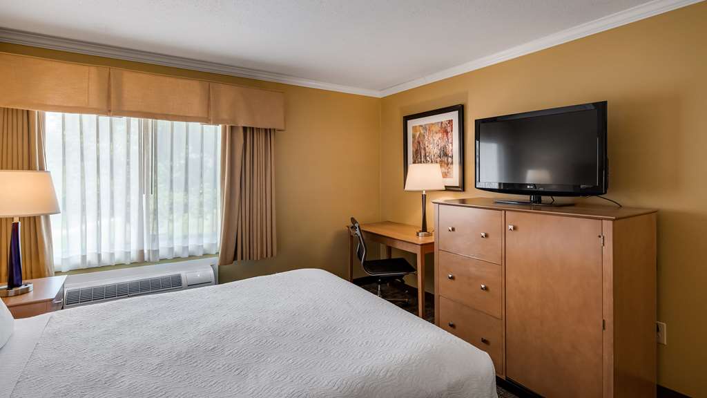 Best Western Plus Windjammer Inn & Conference Center - photo 40