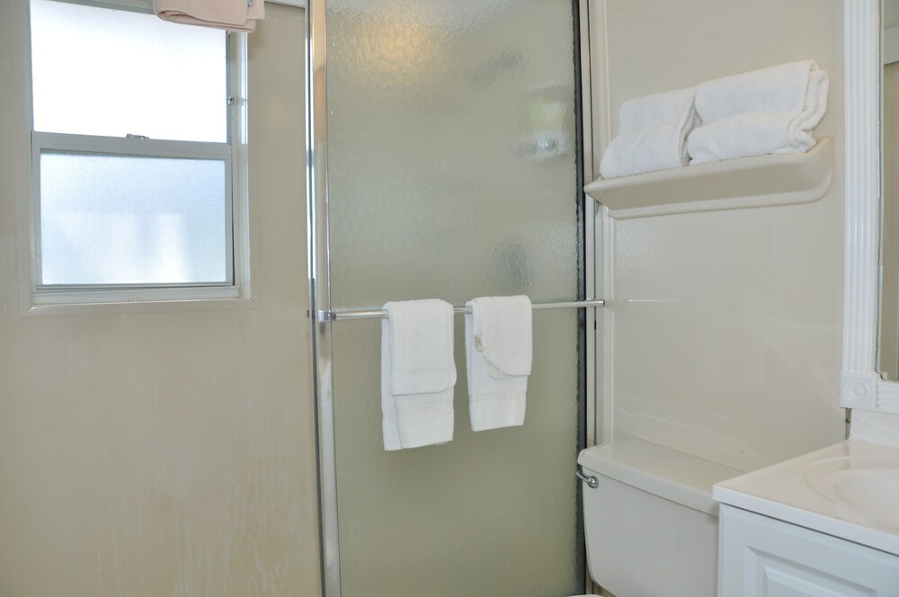 Coral Tides Resort - photo 96