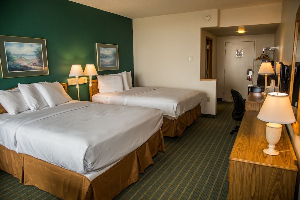 Baymont by Wyndham Fargo - photo 15