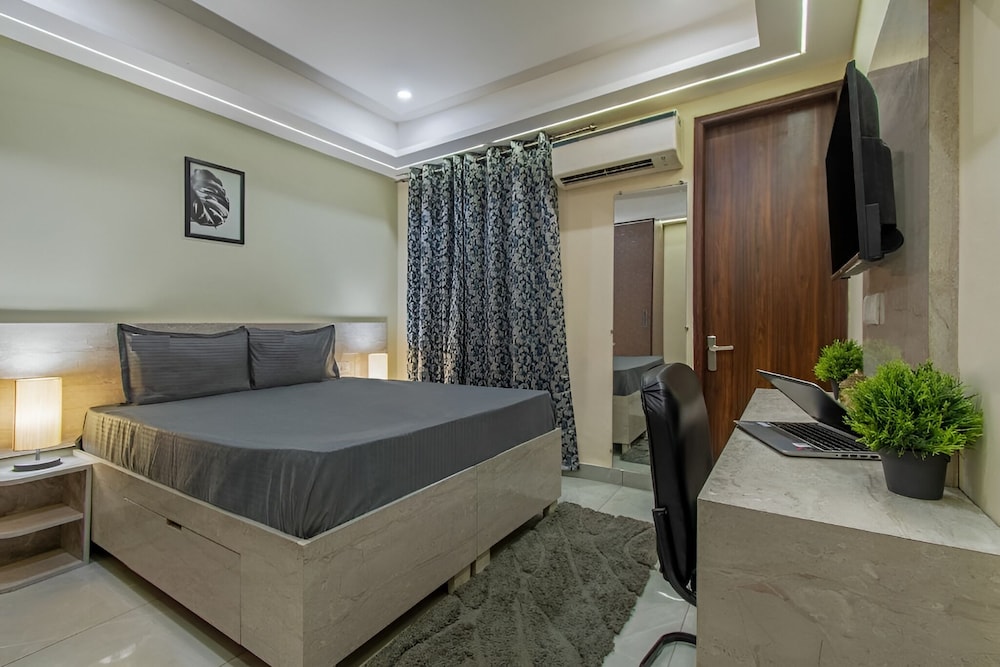 Saunter living - last minute hotel in Gurgaon