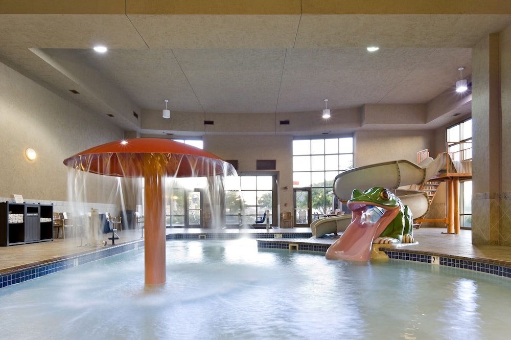 Clubhouse Hotel Suites Sioux Falls - photo 17