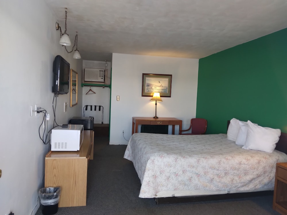 Capri Motel - photo 9