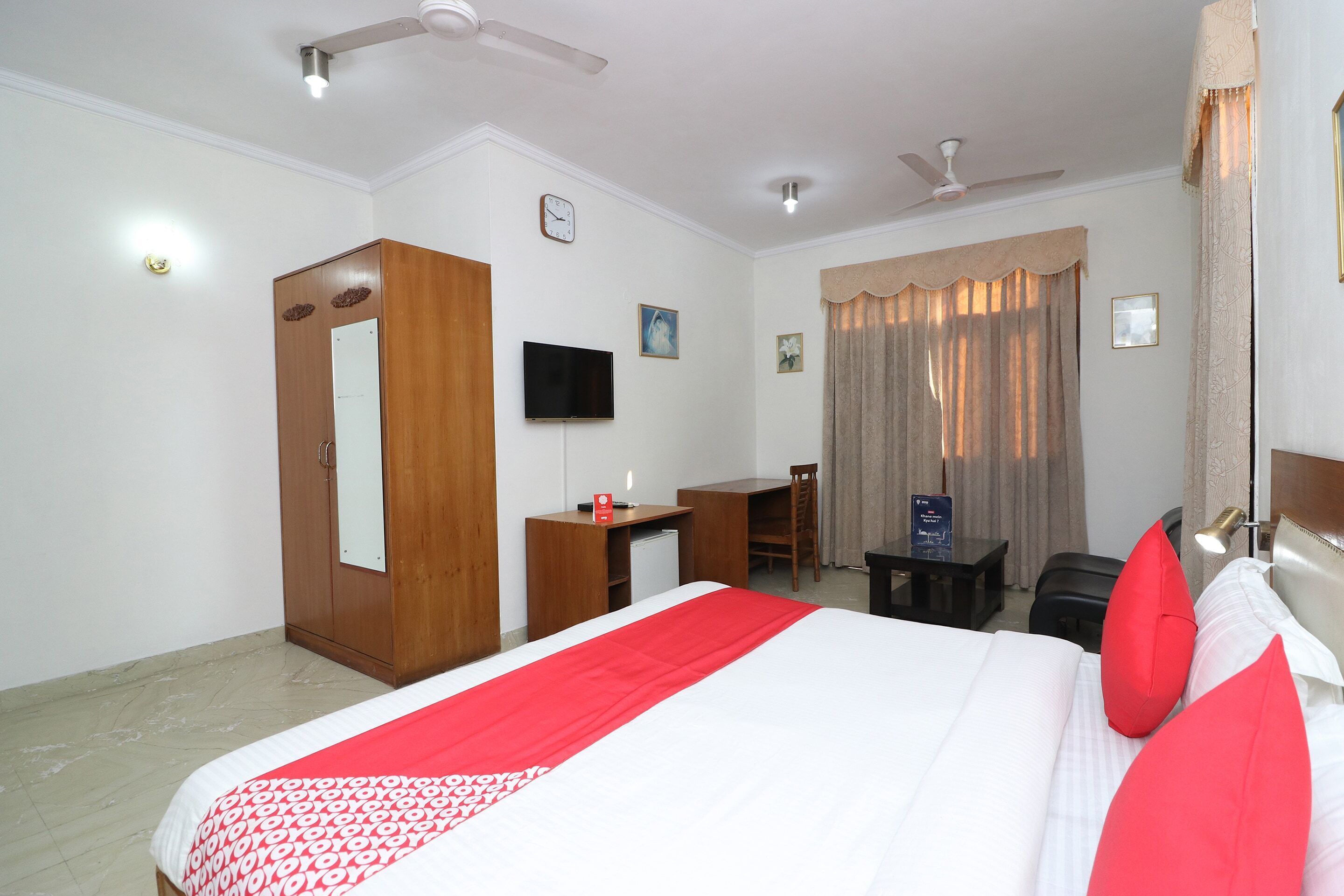Fabexpress Primero Mgf - carbon neutral hotel in Gurgaon