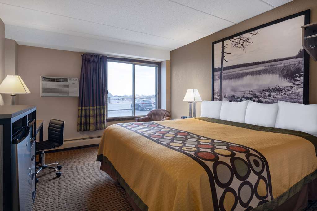 Super 8 by Wyndham Owatonna - photo 23