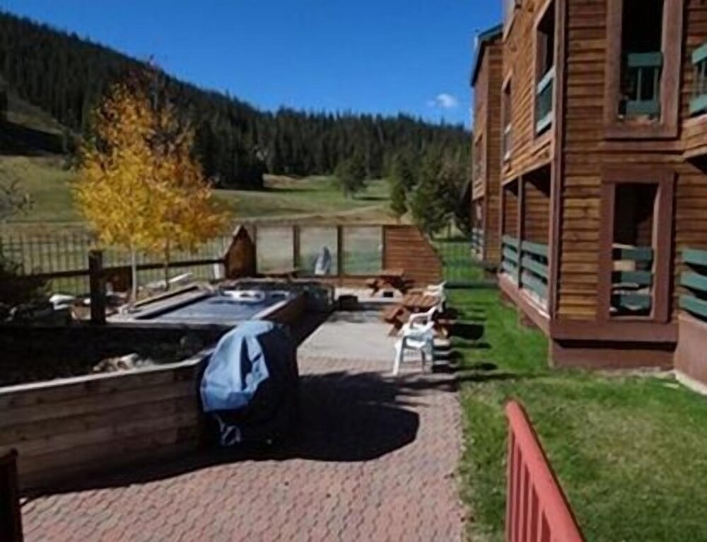 Wheeler at East Village by Copper Mountain Lodging - photo 19