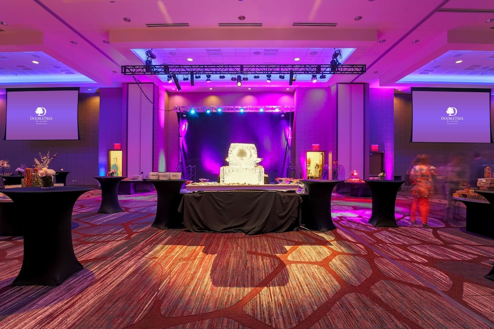 DoubleTree by Hilton Evansville - photo 62