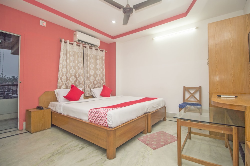 OYO 29736 Nandanik Palace — hotel in Alipur Duar