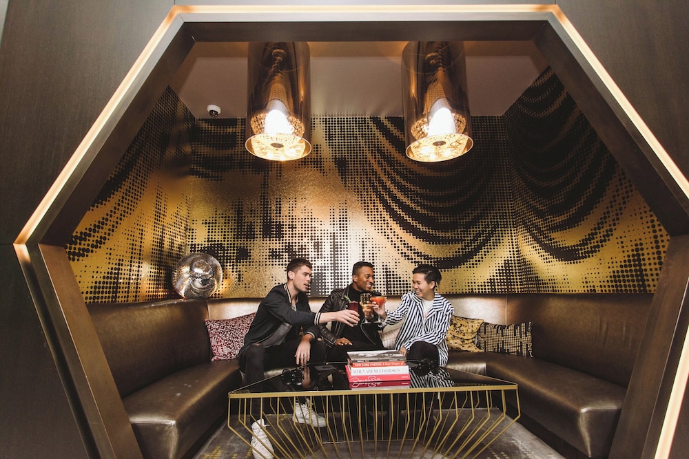 סלון / אזור ישיבה