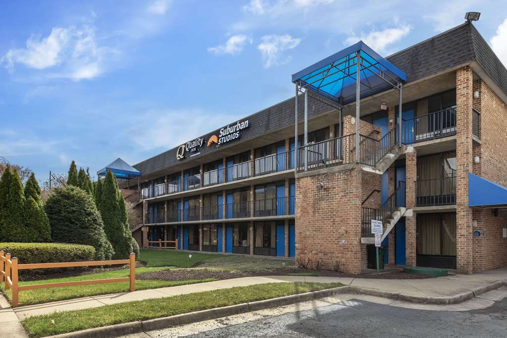 Quality Inn Vienna Tysons Corner - photo 2