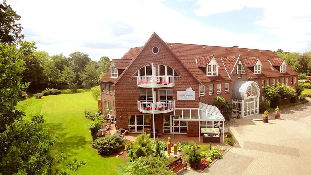 Wildeshauser Hof — 4-Star Luxury Hotel in Wildeshausen, Germany